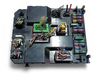 Блок BSI Peugeot 307 1 поколение 2003, 2.0 л., бензин, J03-00, 9651197580