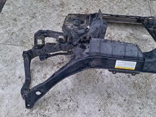 передняя панель крепления облицовки (телевизор) Hyundai Tucson 1 поколение 2005