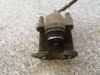 суппорт передний правый Volkswagen Golf 3 поколение 1995, 1.9 л., TD, дизель, хетчбэк 5 дв.