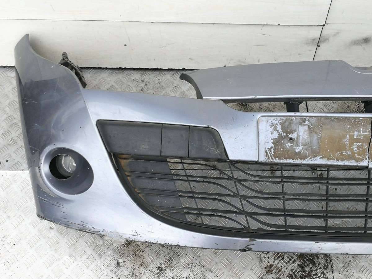 бампер передний Renault Megane 3 поколение 2009 - фото №1