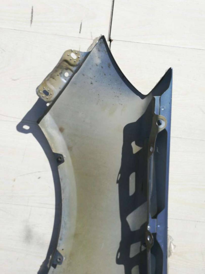 крыло переднее правое Skoda Fabia 2 поколение (5J) 2008 - фото №1