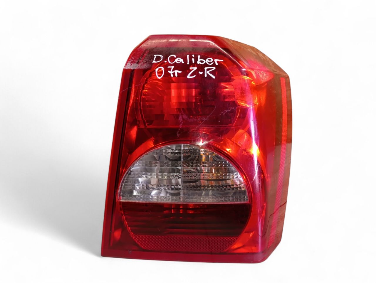 фонарь задний правый Dodge Caliber 1 поколение 2007 - фото №1