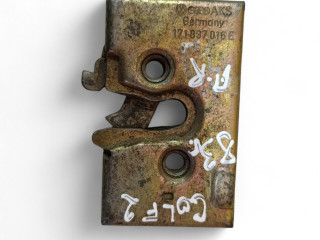 замок двери передней правой Volkswagen Golf 2 поколение 1983