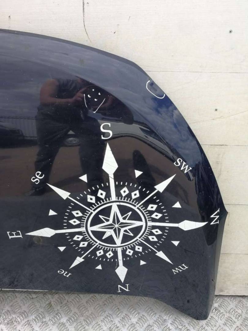 капот Dacia Lodgy 1 поколение 2012 - фото №1