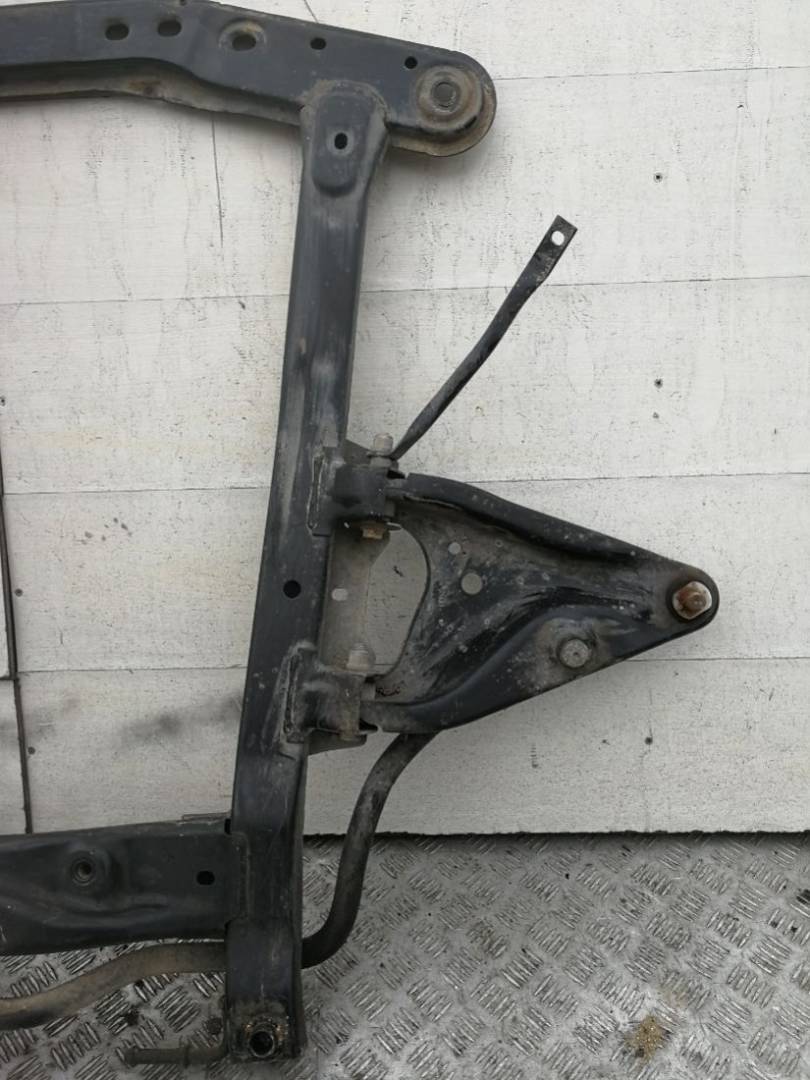 балка подвески передняя (подрамник) Renault Logan 1 поколение 2008 - фото №1
