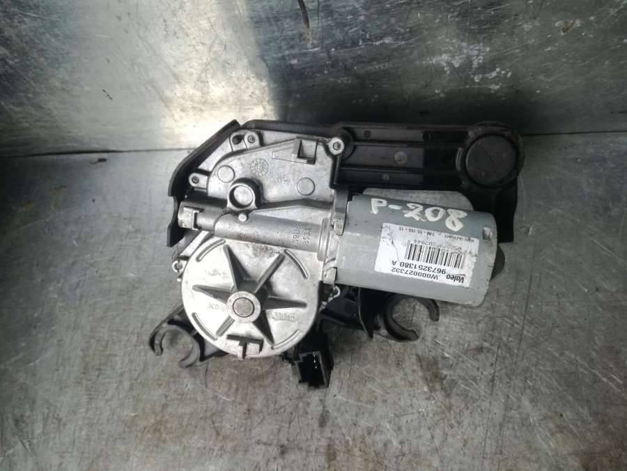 моторчик заднего стеклоочистителя (дворника) Peugeot 208 1 поколение 2012, 1.6 л., дизель, хетчбэк 5 дв. - фото №1