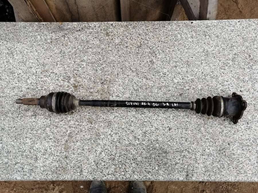 полуось задняя (приводной вал, ШРУС) Suzuki SX4 1 поколение 2008, 1.6 л., i, бензин, хетчбэк 5 дв. - фото №1