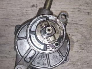 насос вакуумный Mercedes-Benz E-Класс W211/S211 [рестайлинг] 2006, 2.2 л., дизель, седан