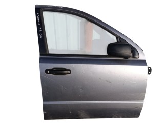 дверь передняя правая Kia Sorento 1 поколение 2005