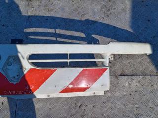 решетка радиатора Renault Master 2 поколение 2001