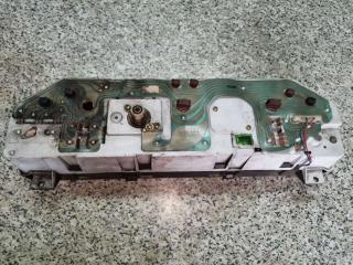 щиток приборов (приборная панель) Nissan Bluebird 910 1988, 2.0 л., бензин, хетчбэк 5 дв.