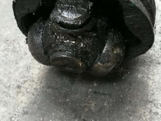 полуось передняя левая (приводной вал, ШРУС) Ford Focus 1 поколение 2001, 1.6 л., i, бензин