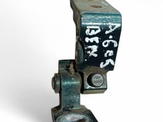 петля двери Audi A6 4B/C5 1998