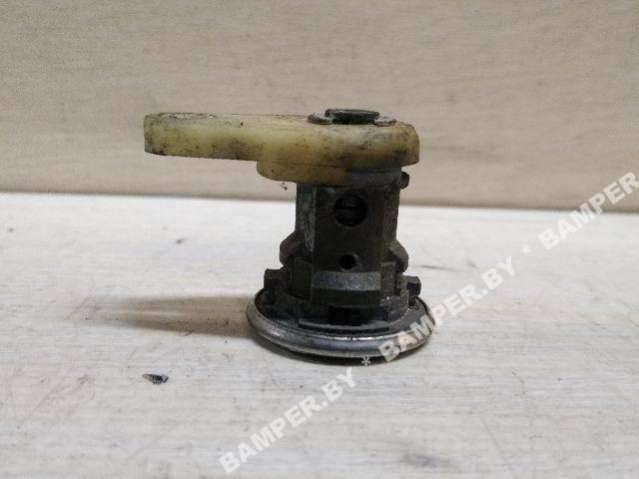 личинка дверного замка Renault Logan 1 поколение 2005 - фото №1