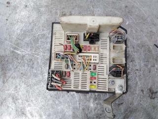 блок предохранителей Renault Megane 2 поколение 2006, 1.9 л., дизель, хетчбэк 5 дв.