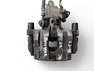 суппорт задний правый Nissan Primera P12 2004