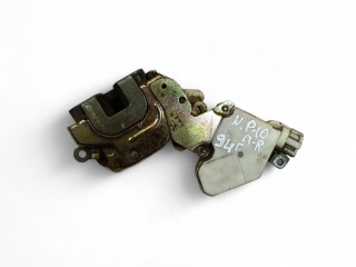 замок двери передней правой Nissan Primera P10 1994