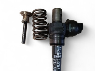 форсунка Audi A4 B7 2007, 2.0 л., дизель