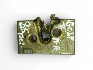 замок двери передней правой Volkswagen Golf 2 поколение 1985