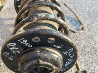 стойка передняя левая Opel Vectra C 2005, 1.9 л., CDTi, дизель, хетчбэк 5 дв.