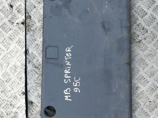 пластик Mercedes-Benz Sprinter W901-904 1995