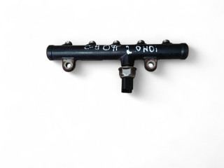 топливная рампа Citroen C4 1 поколение 2007, 2.0 л., дизель