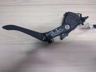 педаль Volkswagen Touareg 2 поколение 2011, 3.0 л., дизель