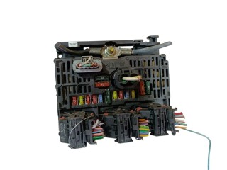 блок предохранителей Citroen C4 1 поколение 2006, 1.6 л., дизель, BSM-L06-00