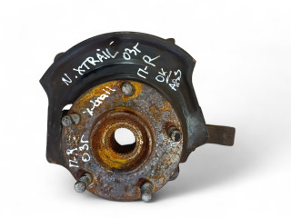 ступица передняя правая Nissan X-Trail T30 2003