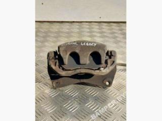 суппорт передний правый Subaru Legacy 4 поколение 2004, 2.5 л., бензин