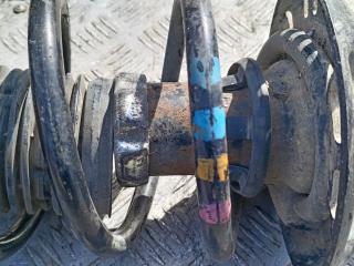 стойка передняя правая Volkswagen Golf 5 поколение 2005, 1.9 л., дизель