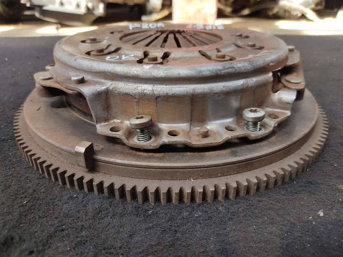 маховик Peugeot 206 1 поколение 2002, 1.9 л., дизель - фото №1