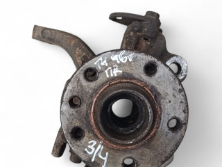 ступица передняя правая Volkswagen Transporter T4 1996