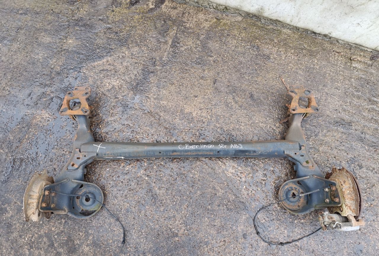 балка подвески задняя Citroen Berlingo 2 поколение (B9) 2012 - фото №1
