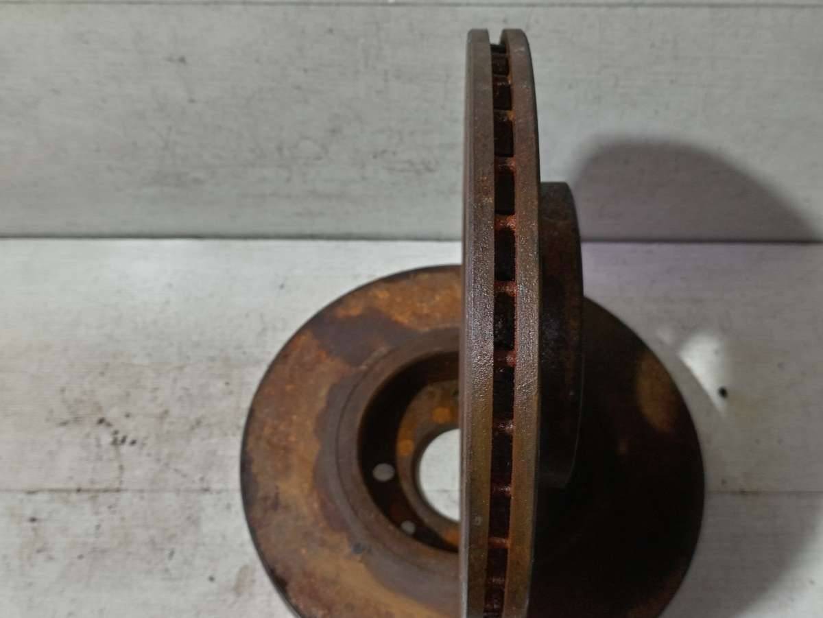 диск тормозной передний Renault Logan 1 поколение 2008 - фото №1