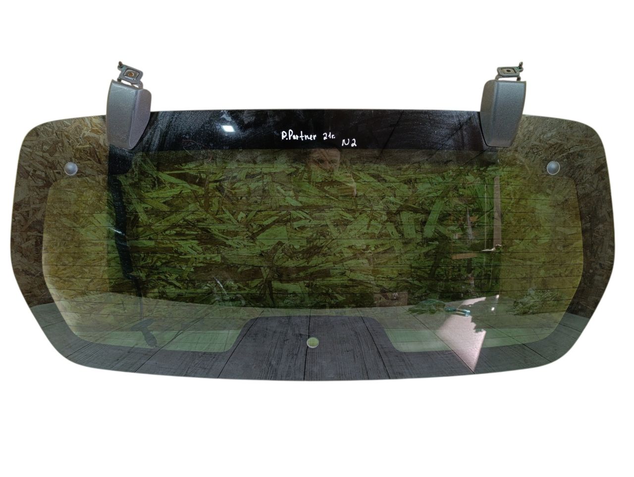 стекло заднее Peugeot Partner 3 поколение 2021 - фото №1