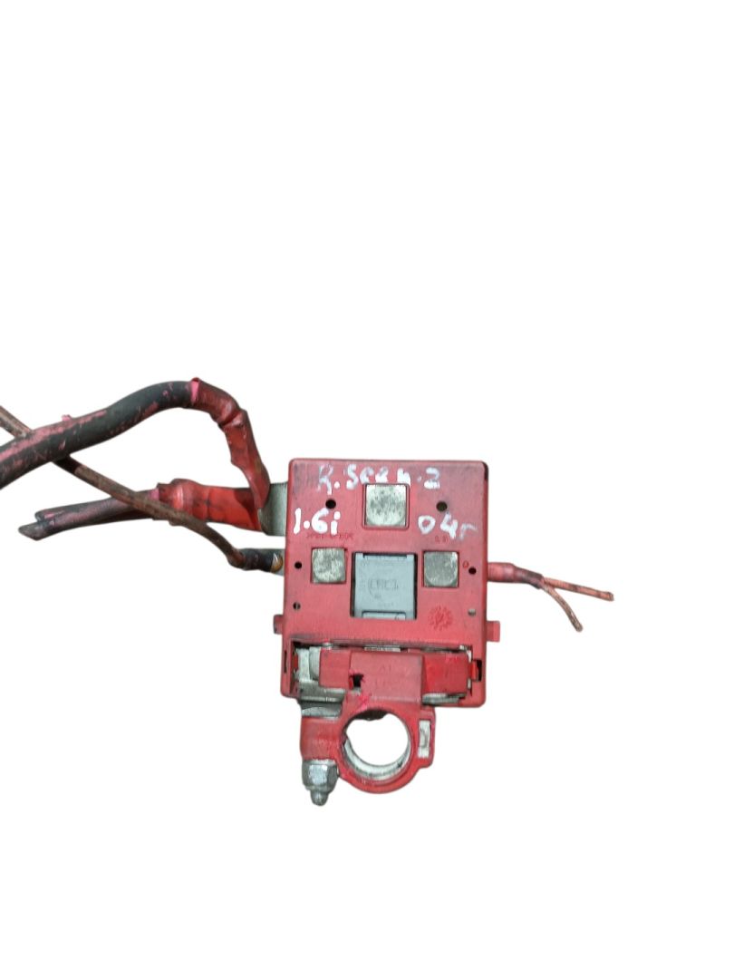 клемма аккумулятора плюс Renault Scenic 2 поколение 2004, 1.6 л., бензин - фото №1