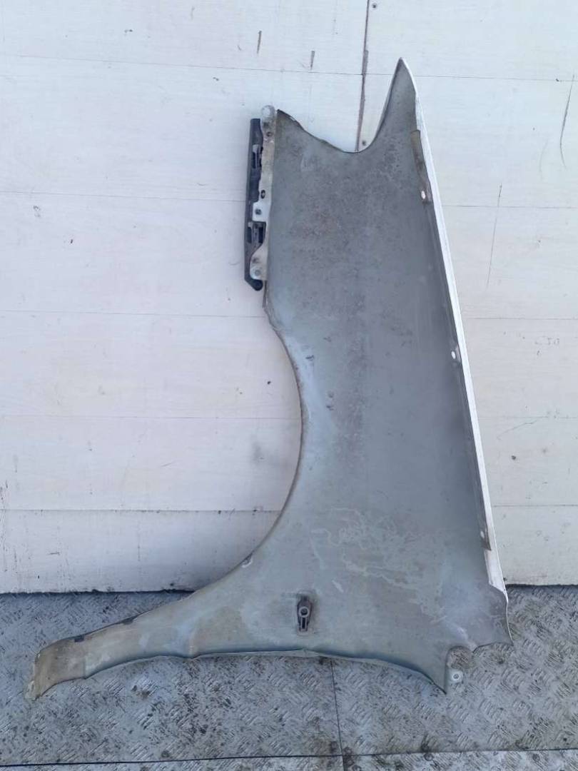 крыло переднее правое Mitsubishi Space Star 1 поколение 2002 - фото №1