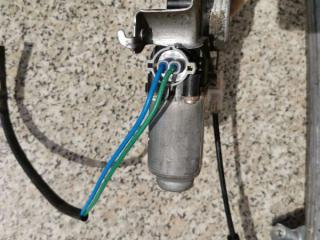 стеклоподъемник электрический передний правый Nissan Almera Tino V10 2001, 2.2 л., TD, дизель, хетчбэк 5 дв.