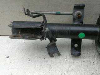 стойка передняя правая Renault Zoe 1 поколение 2013