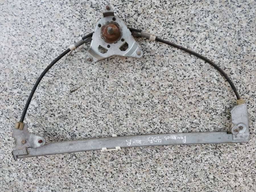 стеклоподъемник задний правый Peugeot 405 1 поколение 1992, 1.4 л., i, бензин, хетчбэк 5 дв. - фото №1