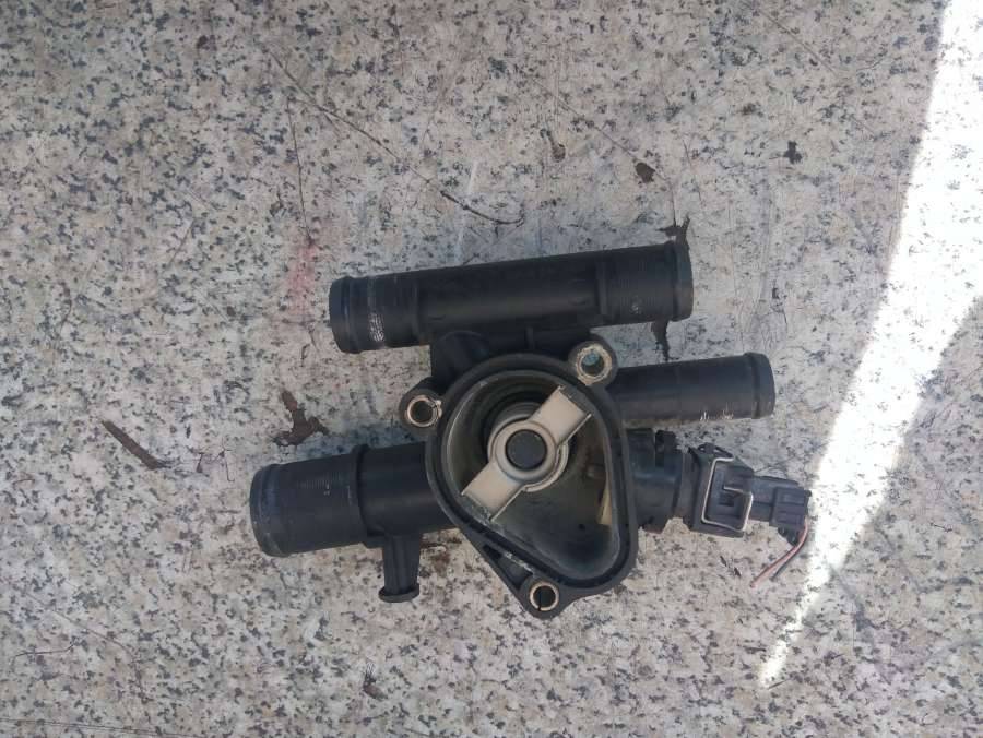 корпус термостата Renault Megane 2 поколение 2004, DCi, DCi, хетчбэк 5 дв. - фото №1