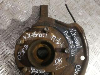 ступица передняя левая Nissan X-Trail T30 2003, 2.2 л., дизель