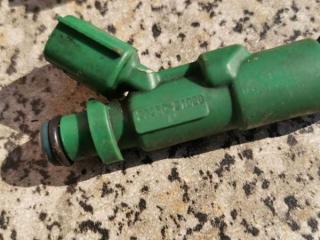 форсунка Toyota Prius 2 поколение 2009, 1.5 л., i, бензин, хетчбэк 5 дв.