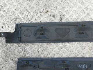 молдинг двери задней левой Volkswagen Transporter T5 2003