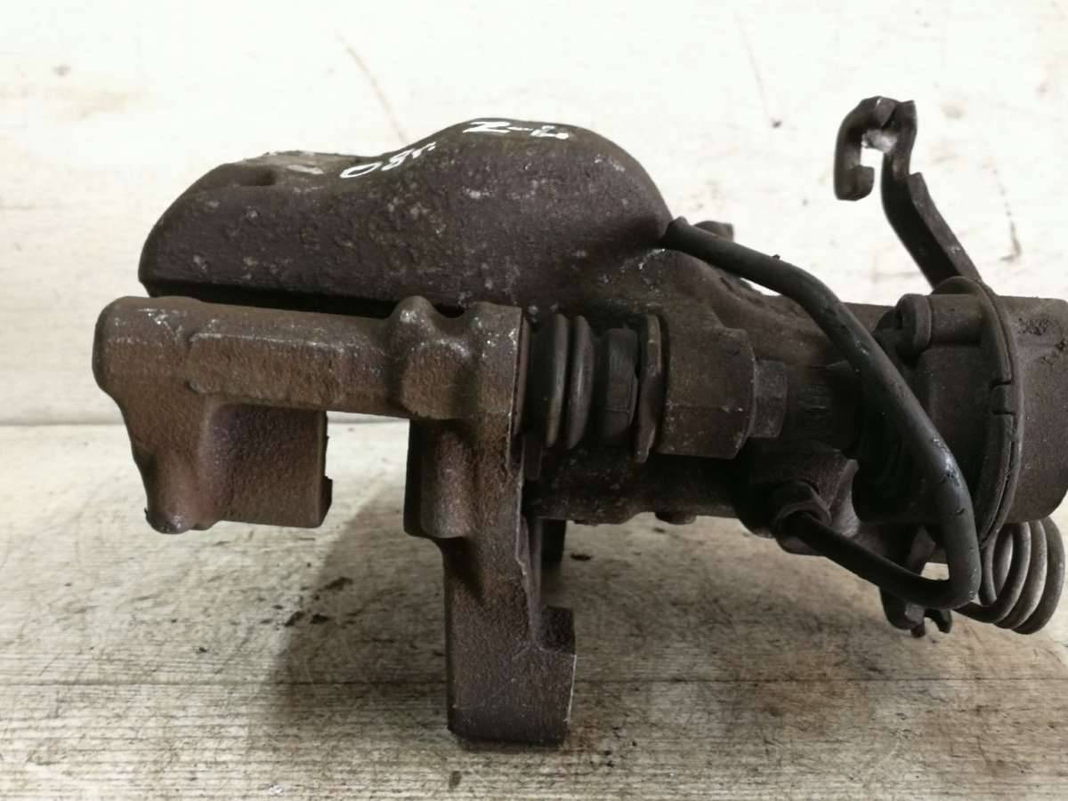 суппорт задний левый Citroen C4 Picasso 1 поколение 2010 - фото №1