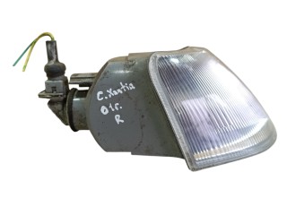 поворотник правый Citroen Xantia 1 поколение [рестайлинг] 2001