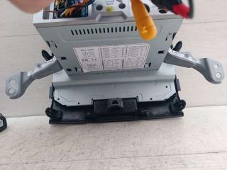 монитор мультимедиа Toyota Land Cruiser 11 поколение J200 2011