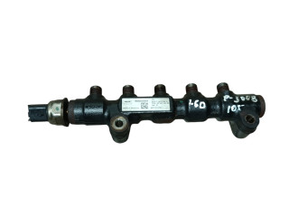 топливная рампа Peugeot 3008 1 поколение 2010, 1.6 л., дизель