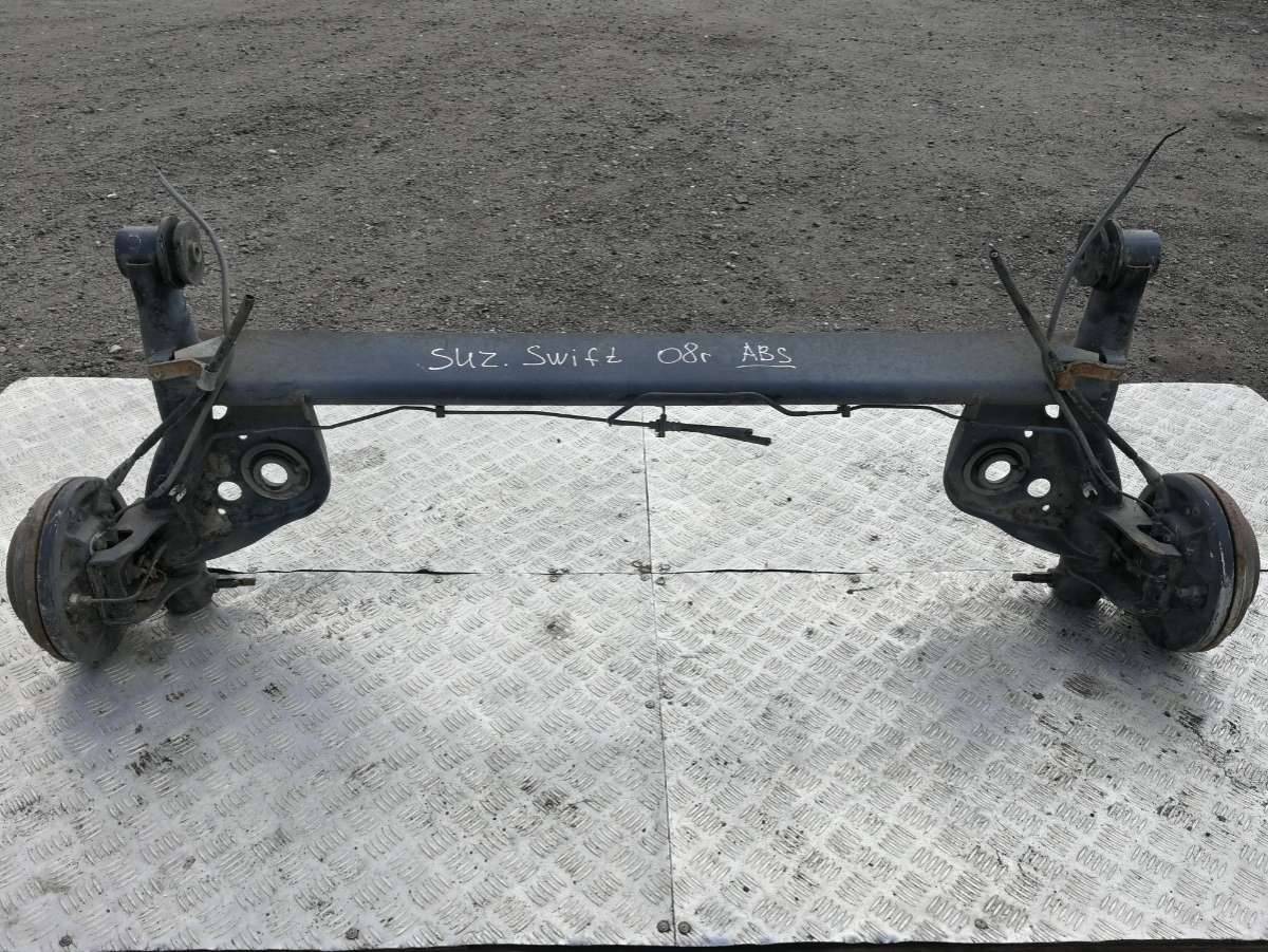 балка подвески задняя Suzuki Swift 3 поколение 2008 - фото №1